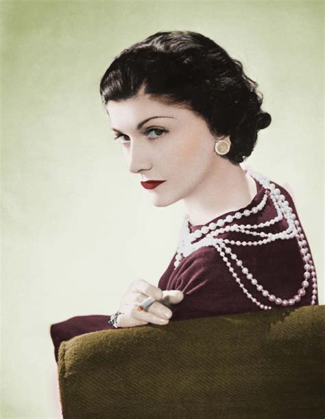 what does coco chanel look like|Coco Chanel fashion photos.